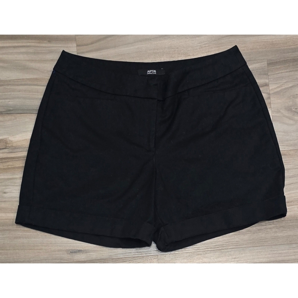 Apt. 9 Black Shorts with Cuffed Hem Size 8